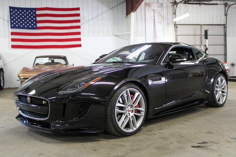 2017 Jaguar F-Type R